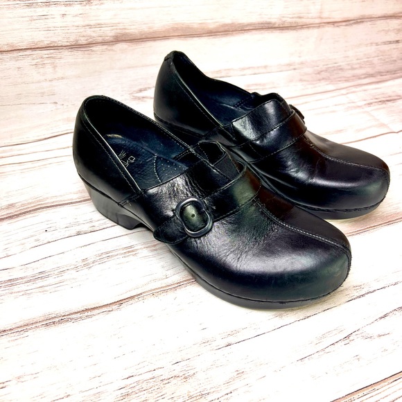 Dansko black leather clogs with adjustable buckle‎ size 38 - Picture 1 of 10